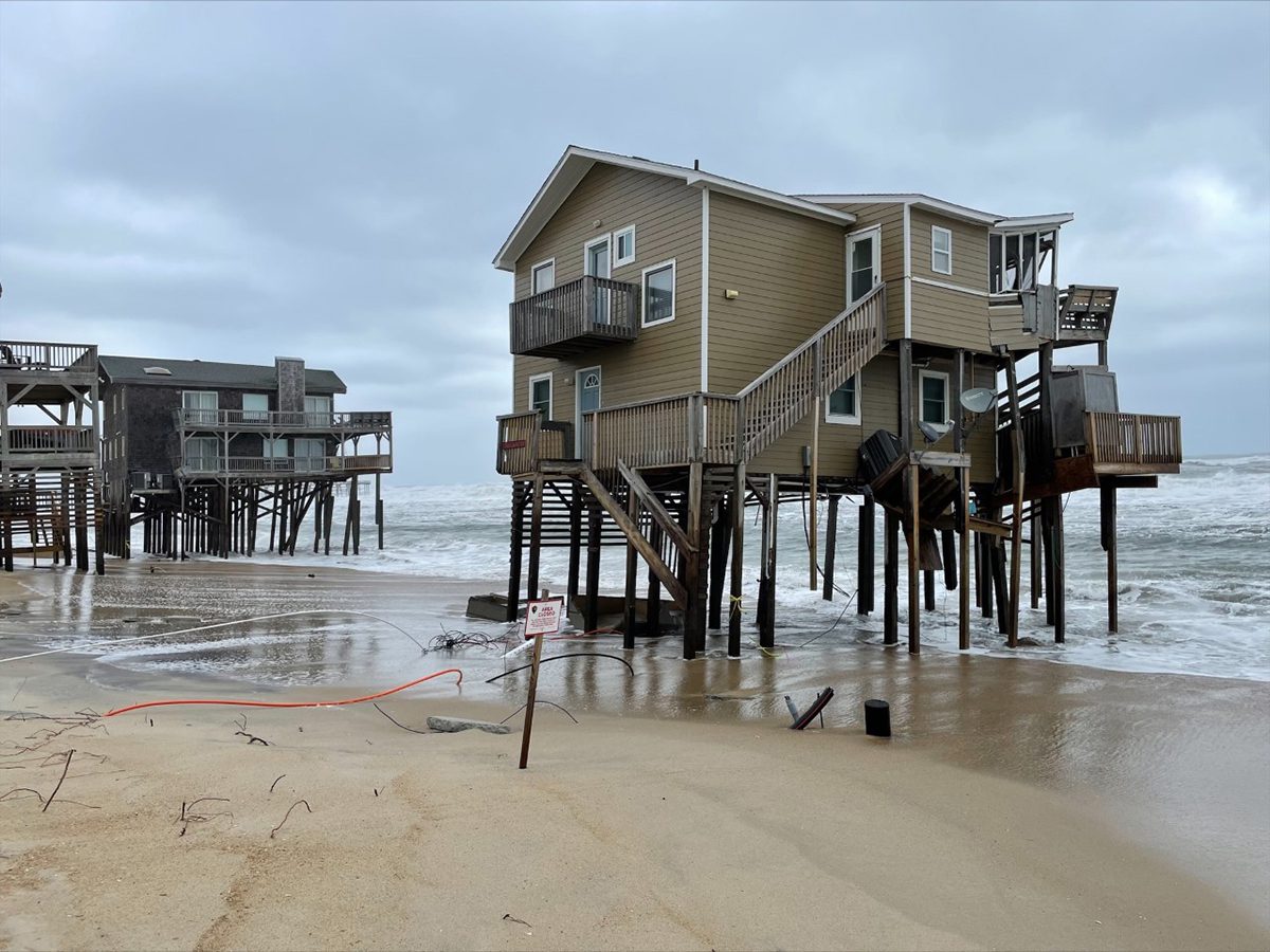 Coastal Review: Panel says solutions are few for imperiled oceanfront homes